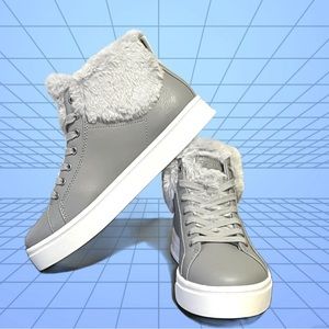 KOOLABURRA by UGG Womens Sneakers (Grey)